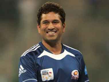 Tendulkar turns 40, thanks fans for 'unconditional love' Tendulkar turns 40, thanks fans for 'unconditional love'