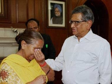 Sarabjit Singh's family will return to India. PTI. 