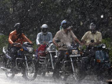 Women power pushes scooters ahead of motorbikes, Activa leads