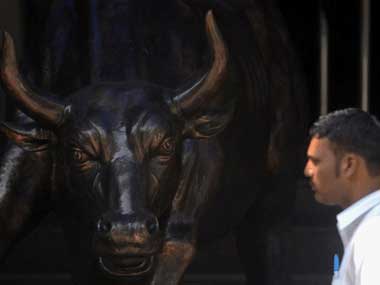 Nifty, Bank Index and Reliance are on a weak wicket Nifty, Bank Index and Reliance are on a weak wicket