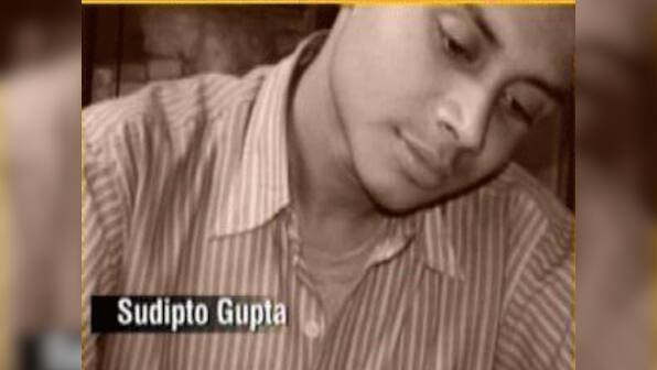 SFI leader's family demand justice, to meet governor at 5 pm