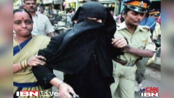 After Dutt, SC gives Zaibunissa a month to surrender in 1993 blast case