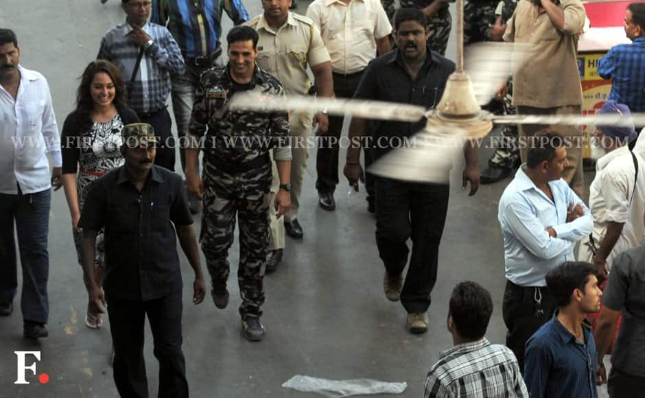 Akshay Kumar and Sonakshi Sinha spotted on the sets of Pistol. Sachin Gokhale/Firstpost 