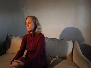 New blood test may predict Alzheimer's years before symptoms appear New blood test may predict Alzheimer's years before symptoms appear