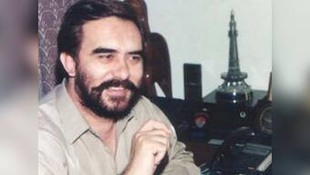 Was Pak activist Ansar Burney helping Sarabjit or exploiting his family? 