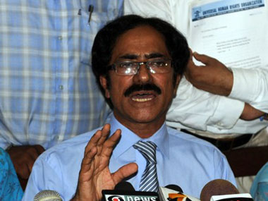 Sarabjit Singh's lawyer Awais Sheikh freed by abductors Sarabjit Singh's lawyer Awais Sheikh freed by abductors