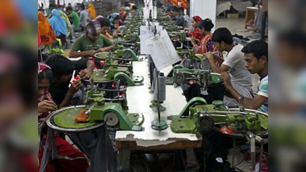 Post Bangladesh building collapse, big retailers back safety accord