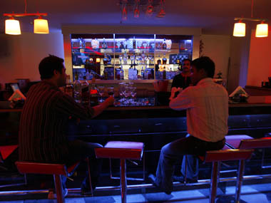 BJP woos young B'lore voters with promise of longer night life BJP woos young B'lore voters with promise of longer night life
