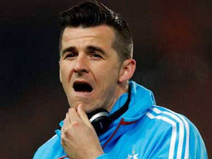 Barton handed suspended ban for 'ladyboy' tweet