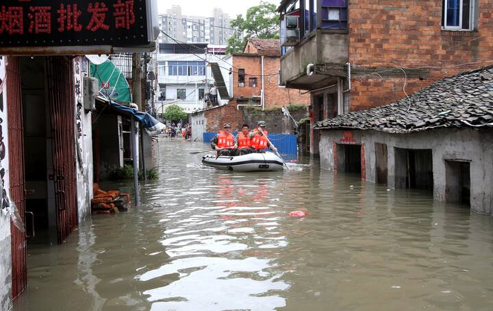 Rainstroms kill 55 in China, Guangdong hit hardest