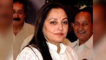 Jayaprada to return to Andhra politics, likely to join Congress
