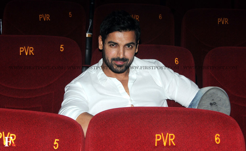 Images: John Abraham enjoys Shootout at Wadala with the media Images: John Abraham enjoys Shootout at Wadala with the media