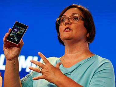 Nokia Lumia 925 looks like Lumia 920 on a diet, says analyst