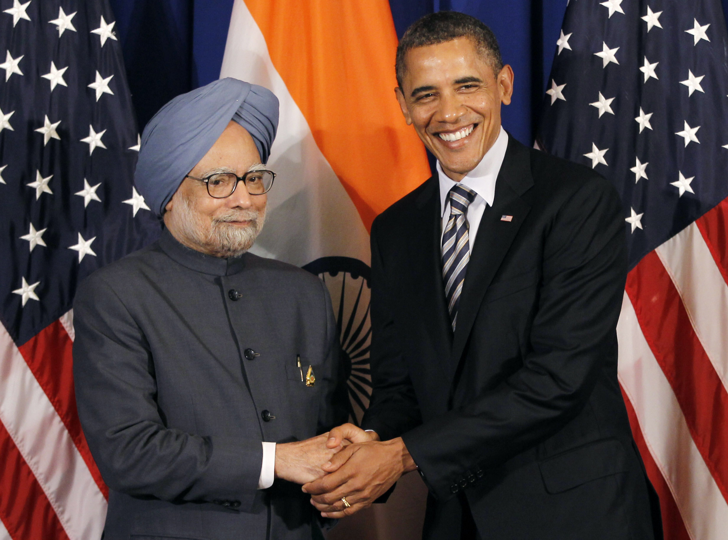 Manmohan Singh accepts Obama's invitation to visit Washington Manmohan Singh accepts Obama's invitation to visit Washington