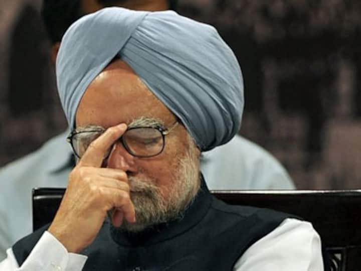 Manmohan Singh sends chadar to Ajmer Sharif