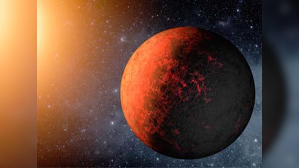 Earth-like planets discovered in atmospheres of dead stars
