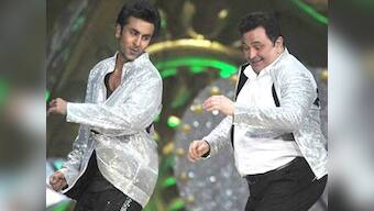 Ranbir Kapoor to star with father Rishi in Awara remake 