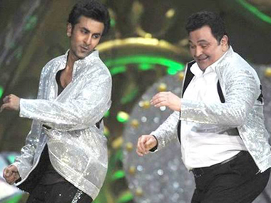 Ranbir Kapoor to star with father Rishi in Awara remake Ranbir Kapoor to star with father Rishi in Awara remake