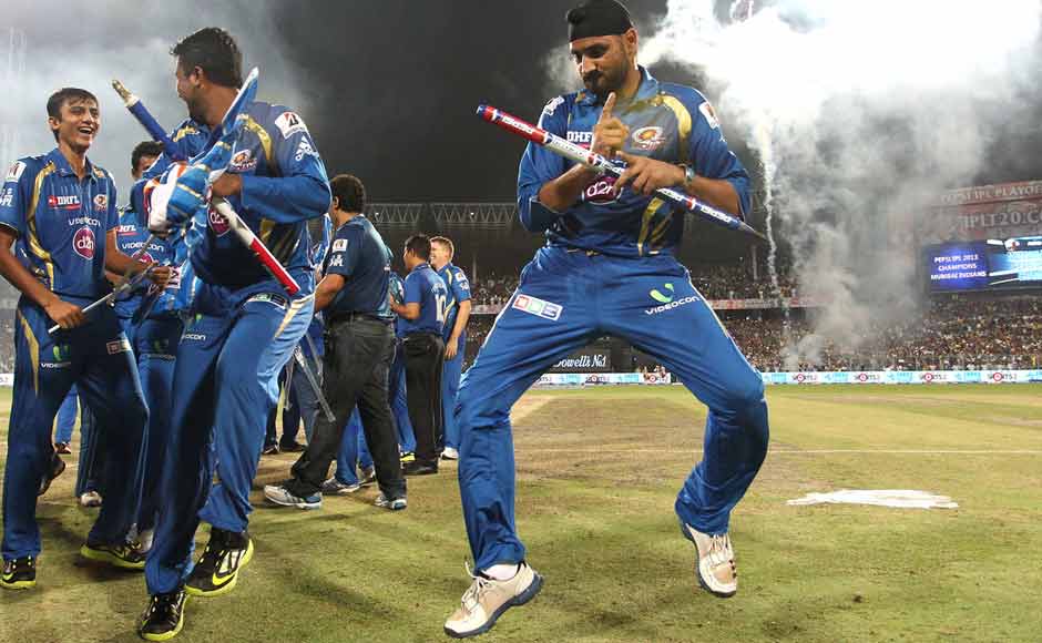 Harbhajan Singh celebrates after the last ball of the match. Mumbai won by 23 runs. BCCI