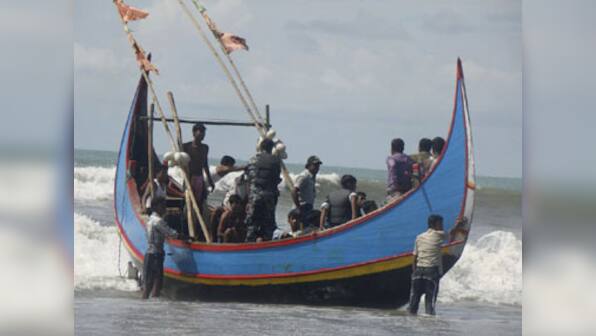 Several boats carrying Rohingya Muslims capzise off Myanmar coast