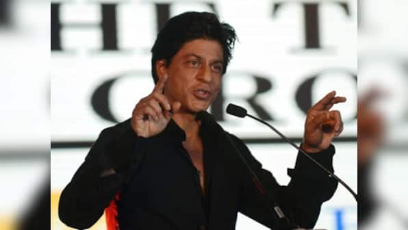 Now, Shah Rukh Khan turns inspector