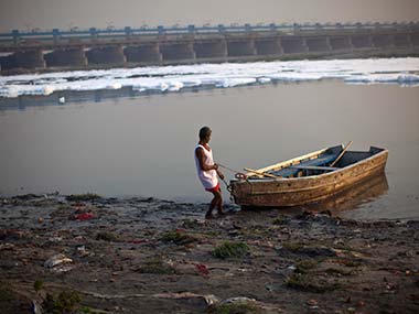 'Bombay is under water and Delhi has no water': Supreme Court pulls up Centre, Delhi govt for looming water crisis 'Bombay is under water and Delhi has no water': Supreme Court pulls up Centre, Delhi govt for looming water crisis