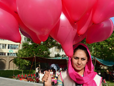 How balloons brought smiles in war-weary Afghanistan How balloons brought smiles in war-weary Afghanistan