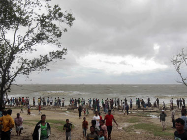 Bangladesh, Myanmar relieved as cyclone fizzles Bangladesh, Myanmar relieved as cyclone fizzles