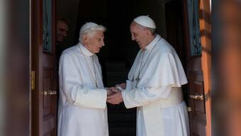 Benedict XVI returns to Vatican for first time