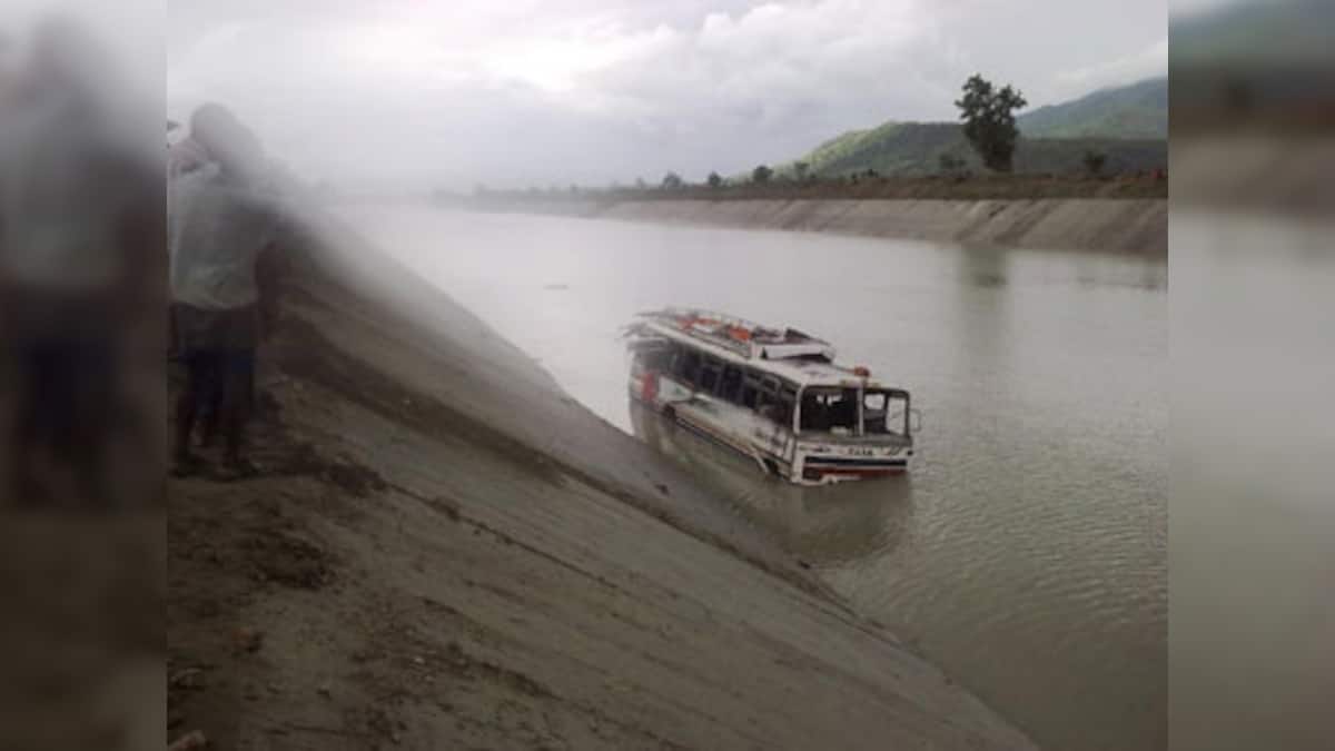 Nepal accident: 14 killed, 15 injured after bus plunges into river in ...