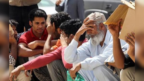 Foreign workers queue to quit Saudi Arabia after amnesty on fines