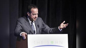 Hedge fund billionaire John Paulson loses big on gold