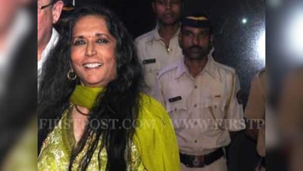 Deepa Mehta to adapt novel 'Secret Daughter' into movie