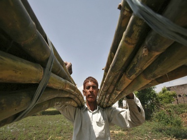 Govt claims temporary labour shortage reported due to MGNREGA Govt claims temporary labour shortage reported due to MGNREGA