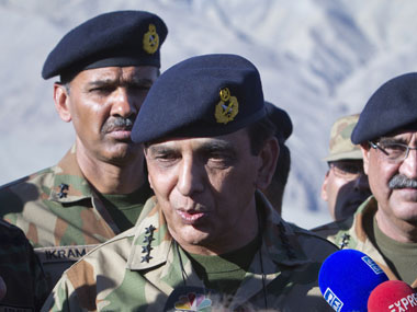 US Army on confidence building mission with Pak US Army on confidence building mission with Pak