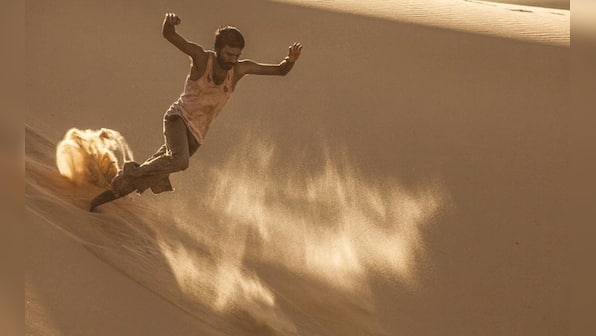 Images: Dhanush sizzles during Maryan shoot