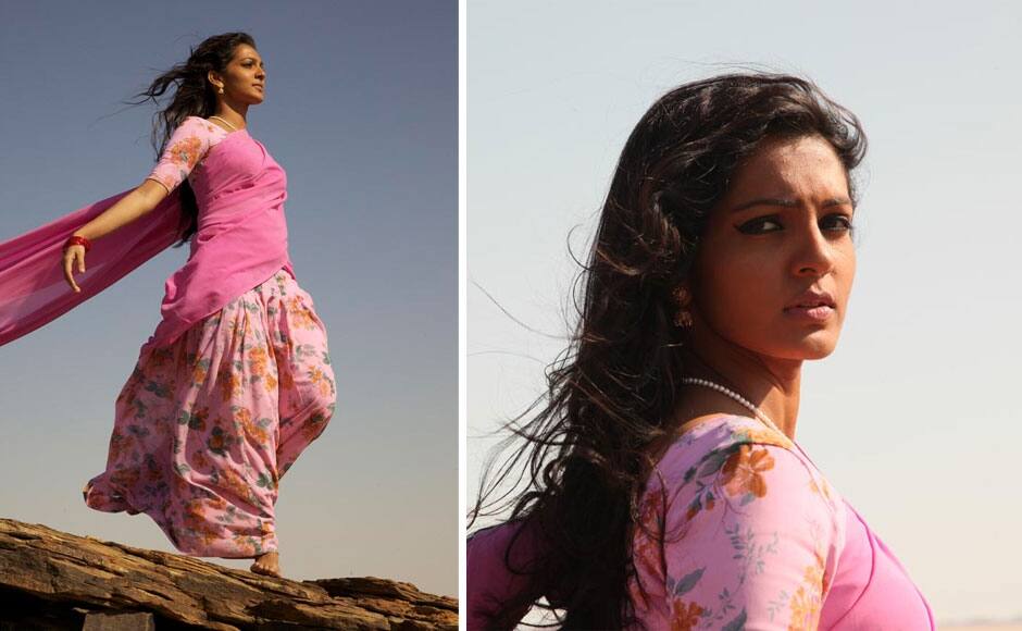 Parvathi Menon during the shoot. Firstpost photo. 