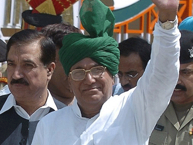 Will work towards uniting Opposition to make Mayawati next prime minister: Former Haryana CM Om Prakash Chautala Will work towards uniting Opposition to make Mayawati next prime minister: Former Haryana CM Om Prakash Chautala