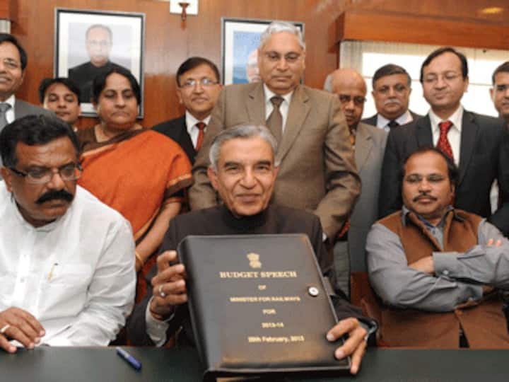 Railways bribery scam: Bansal skips work, fuels resignation rumours