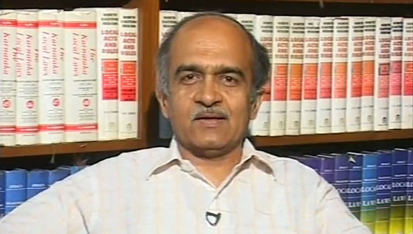 Dear govt, choose: Is CBI independent or under your control? Dear govt, choose: Is CBI independent or under your control?