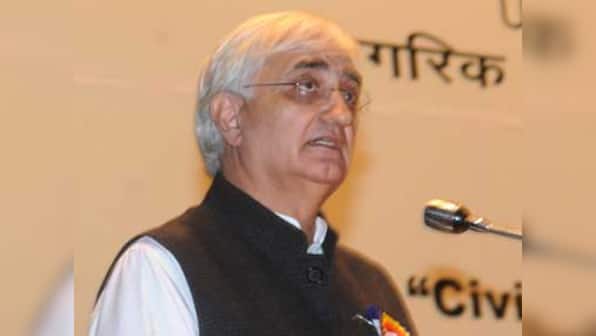 Khurshid flies to Saudi Arabia, will discuss Nitaqat