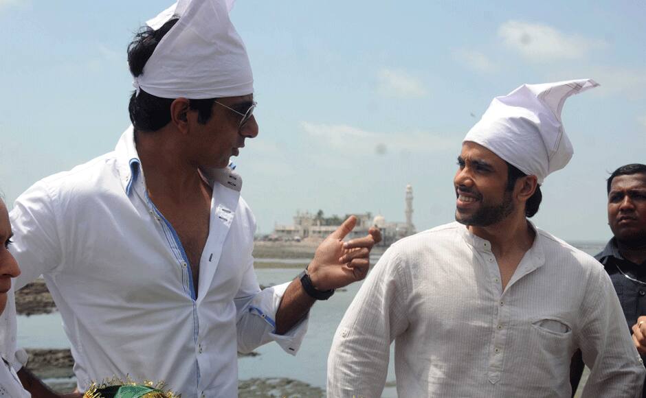 Sonu Sood and Tushar Kapoor at Haji Ali. Sachin Gokhale/Firstpost