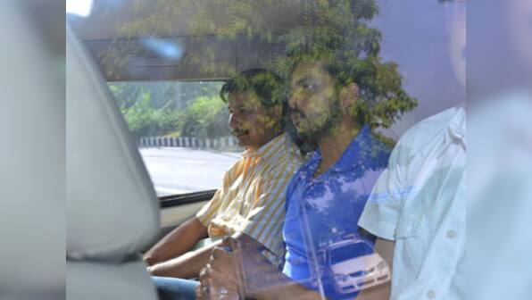 IPL spot-fixing: Cops hint that umpires are part of the scam