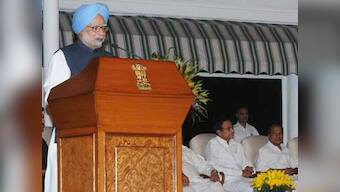 Frail UPA pulled down by corruption, bad economy: survey