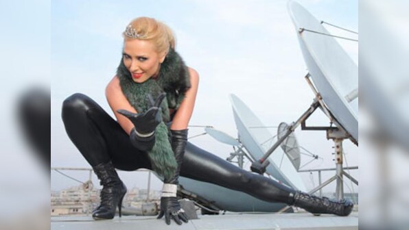 Is Iulia Vantur Salman Khan's new blonde arm candy? 