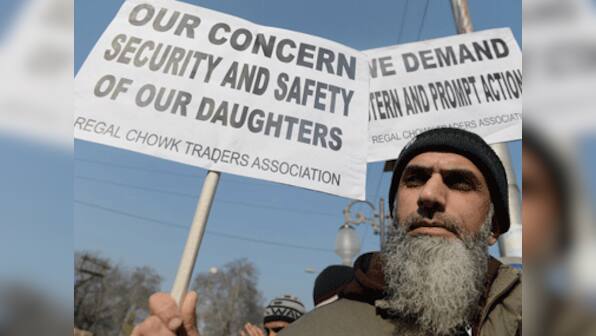 Mumbai acid attack: Victim got 210 'love texts', say police