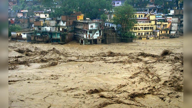 Images: Kedarnath shrine submerged in mud after Uttarakhand floods ...