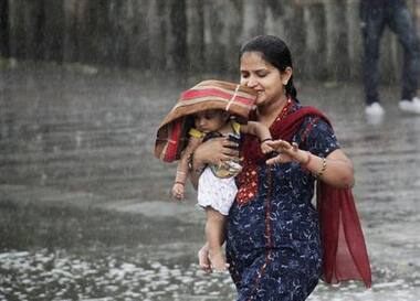 Rains are here! Monsoon covers half of India, expect heavy showers next week