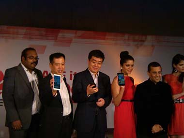 Huawei launches Ascend Mate, to invest Rs 175 cr in India Huawei launches Ascend Mate, to invest Rs 175 cr in India