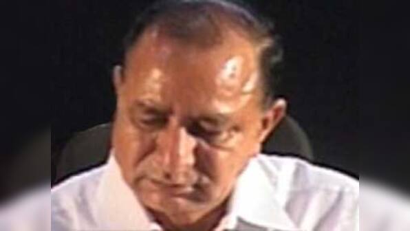 Gujarat Congress wants minister out, meets Mukherjee